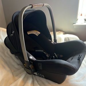 Nuna infant car seat